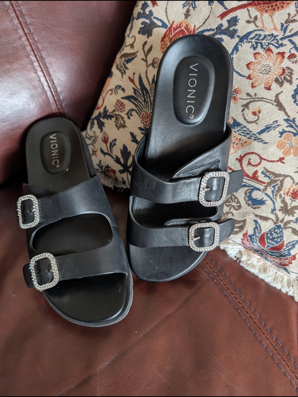 Women's Double-Buckle Crystal Vionic Slide Sandals-Sz 7.5